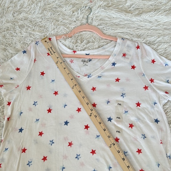 Style & Co. Nwot. Women’s cotton printed v-neck tshirt. Size PL - Picture 16 of 17